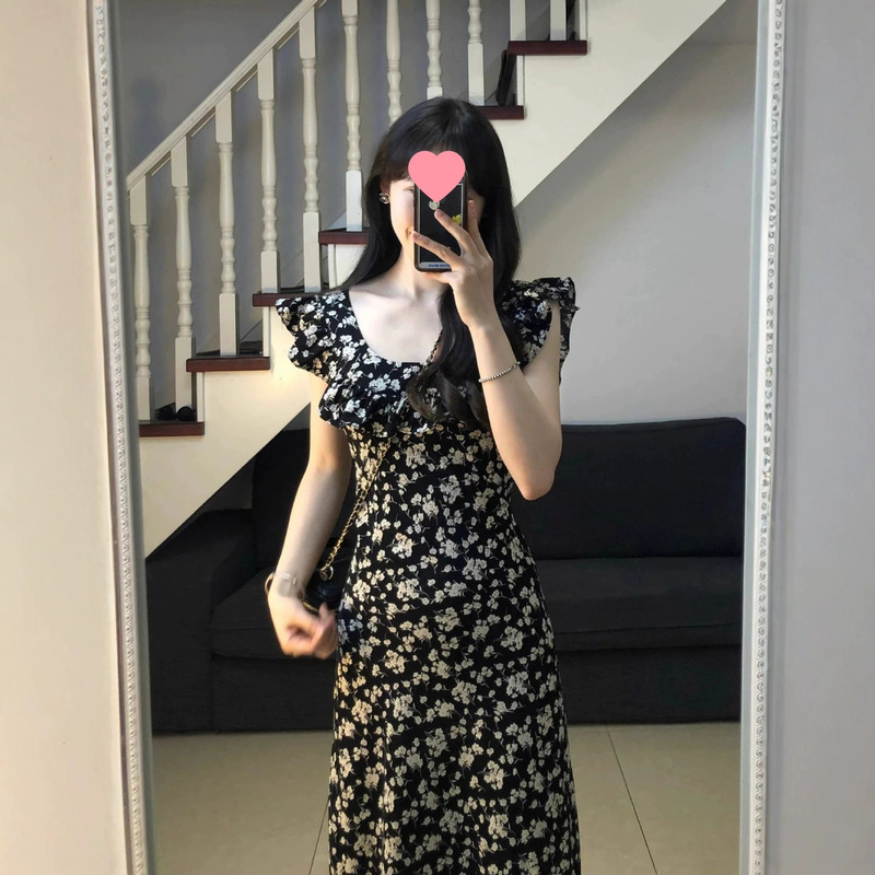 Unique and Beautiful Floral Dress for Women, Summer 2026 New Hot Style, Super Attractive, Waist-Cinching, Small Flutter Sleeves, Long Dress