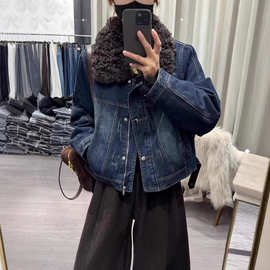 复古港风翻领夹棉牛仔外套女秋冬新款高级感保暖百搭宽松上衣夹克