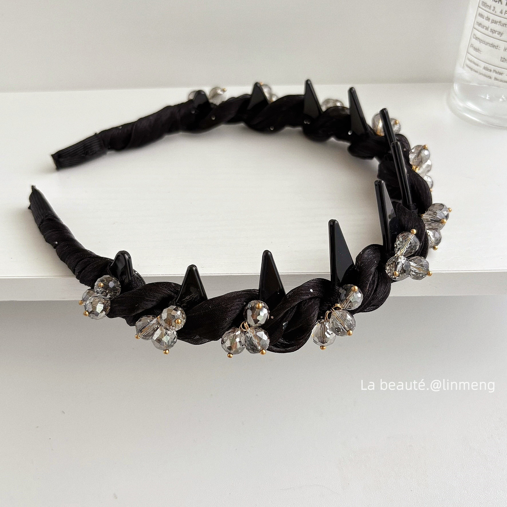 Diadema superior de cráneo alto Diadema de fragancia pequeña negra de alta calidad Diadema de estilo perla coreana arco simple cueva para el cabello accesorios para el cabello femenino