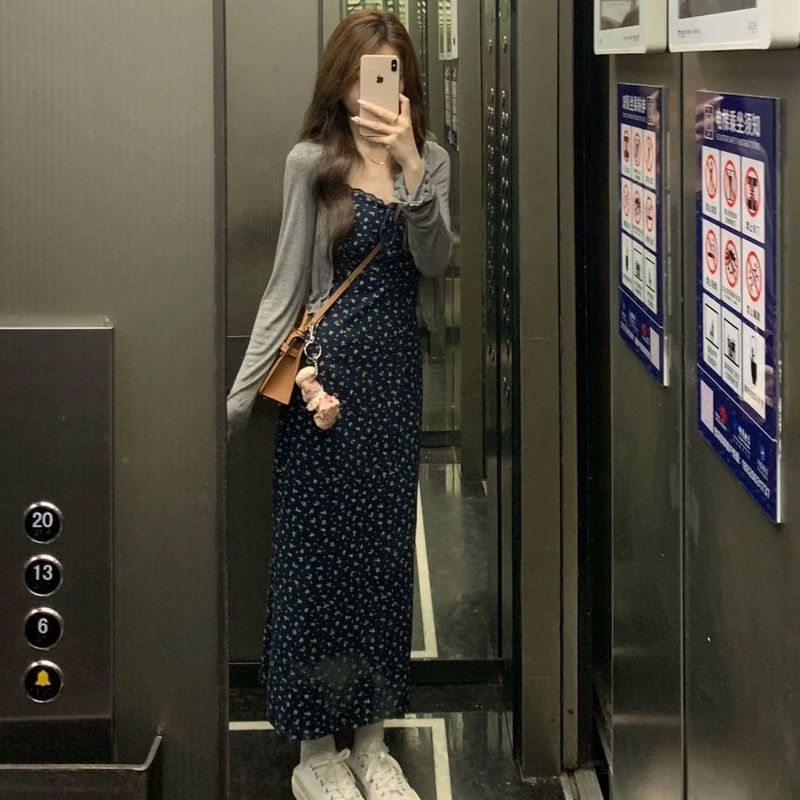 夏日2025新款藏蓝色碎花吊带连衣裙小个子修身显瘦绝美长裙两件套|undefined