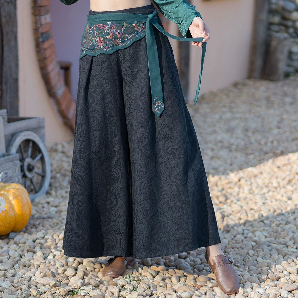 Женская одежда в новом этническом стиле, универсальные широкие брюки с контрастной вышивкой и лентой, жаккардовые повседневные свободные винтажные брюки-кюлоты