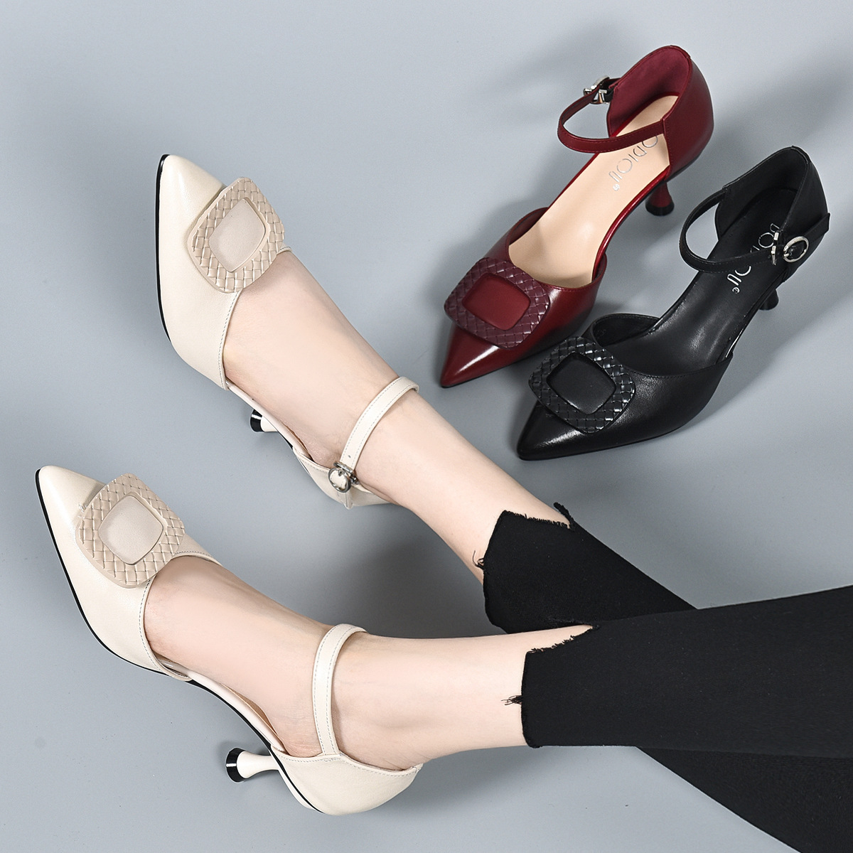 Sandal cao gót nữ da thật quai đơn khoét lỗ mũi kín — Màu đen