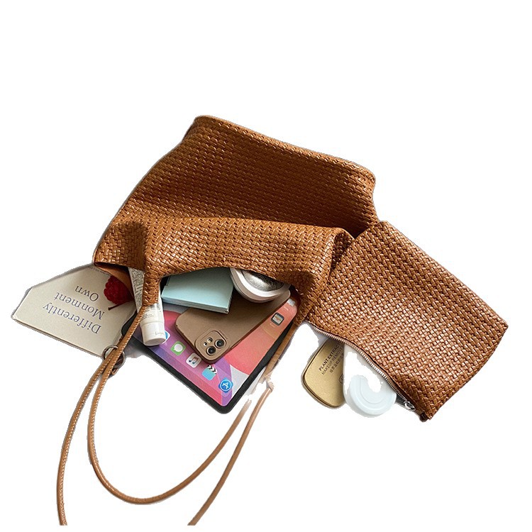 2025 nueva gran capacidad de transporte bolsa bolsa bolsa de mujer tejida bolsa de hombro universal bolsa de mano alta sensación bolsa madre