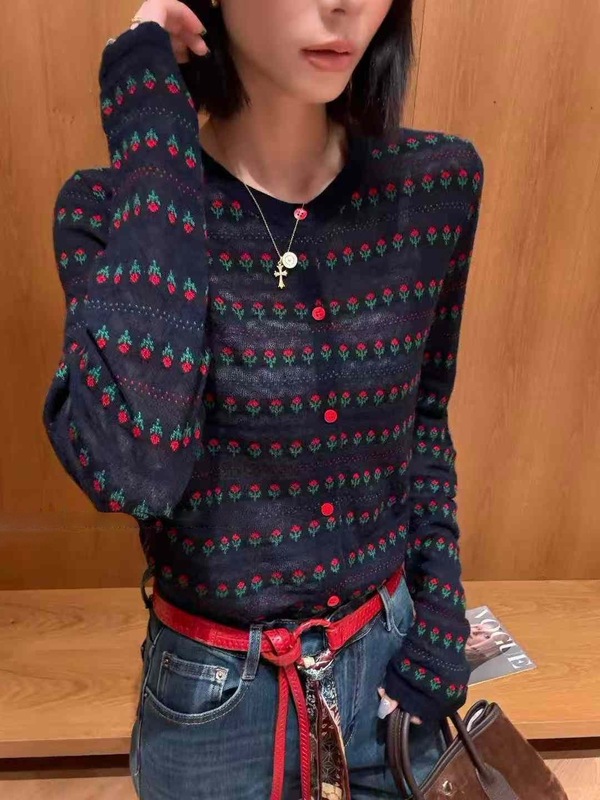 高级感精致提花刺绣圆领羊毛开衫女2025早秋新款薄款软糯外套上衣|undefined