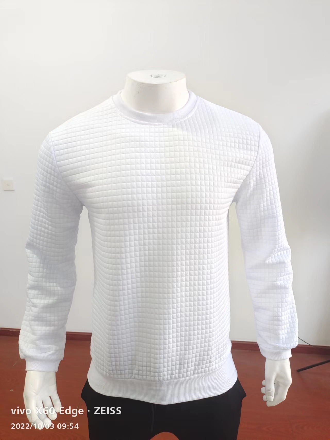 Long Sleeve Knitted T-shirt For Men Solid Colour Round Neck_voghion.com