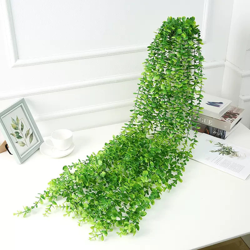 跨境热卖绿色仿真植物墙配材仿真尤加利壁挂绿草藤蔓塑料把束装饰