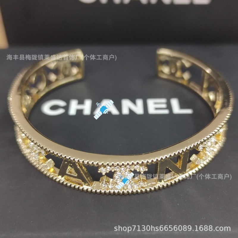 小香家新款高版双C经典手镯女 欧美复古香奶奶网红手环香奈高货|undefined