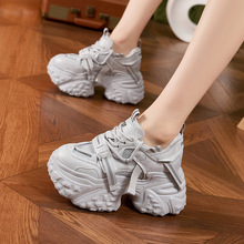 �������ϵ�ЬŮ2025�＾�¿�9cm�����ŮЬ͸�����������˶�Ь