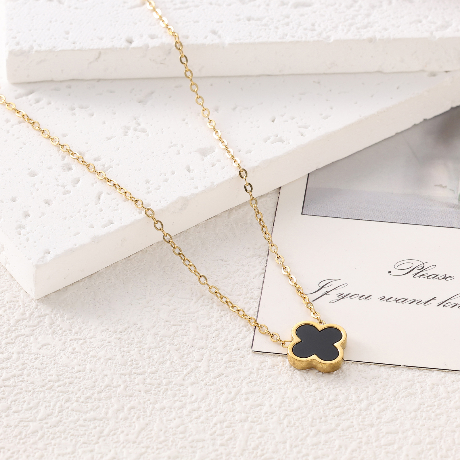 651 블랙 목걸이 (단면)