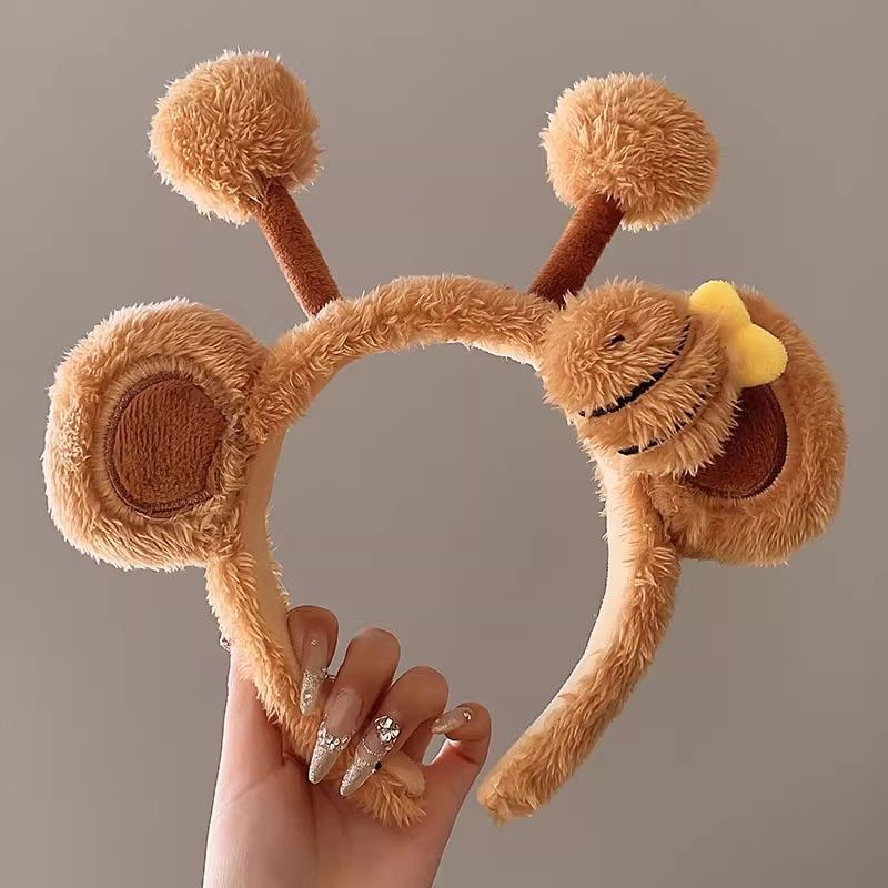 Teddy Bear Bee tocado muñeca lindos brazo de cabeza lavado de cara brazo de cabello para mujeres 2024 nuevo estilo de foto pastilla de cabello adornamiento de cabello otoño