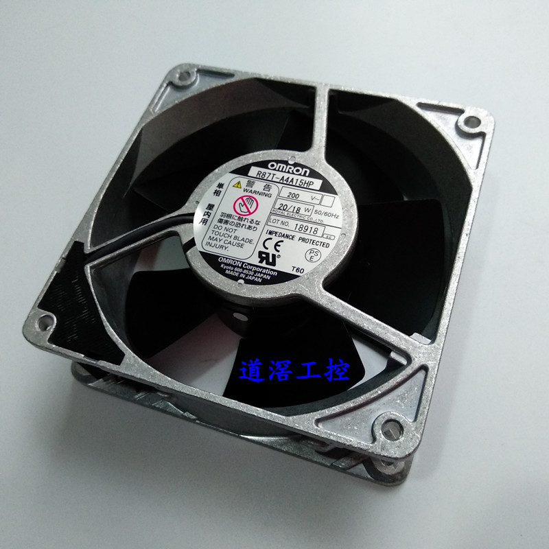 R87T-A3A15HP  欧姆龙OMRON轴流风扇全新