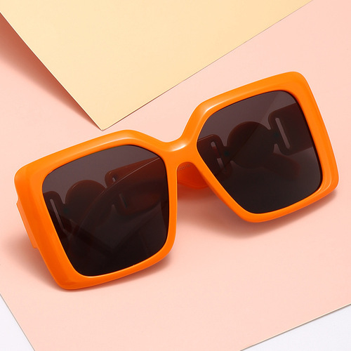 Square Frame Sunglasses Covering Half the Face, Wholesale 2024 New Fashion Sunglasses for Women and Men