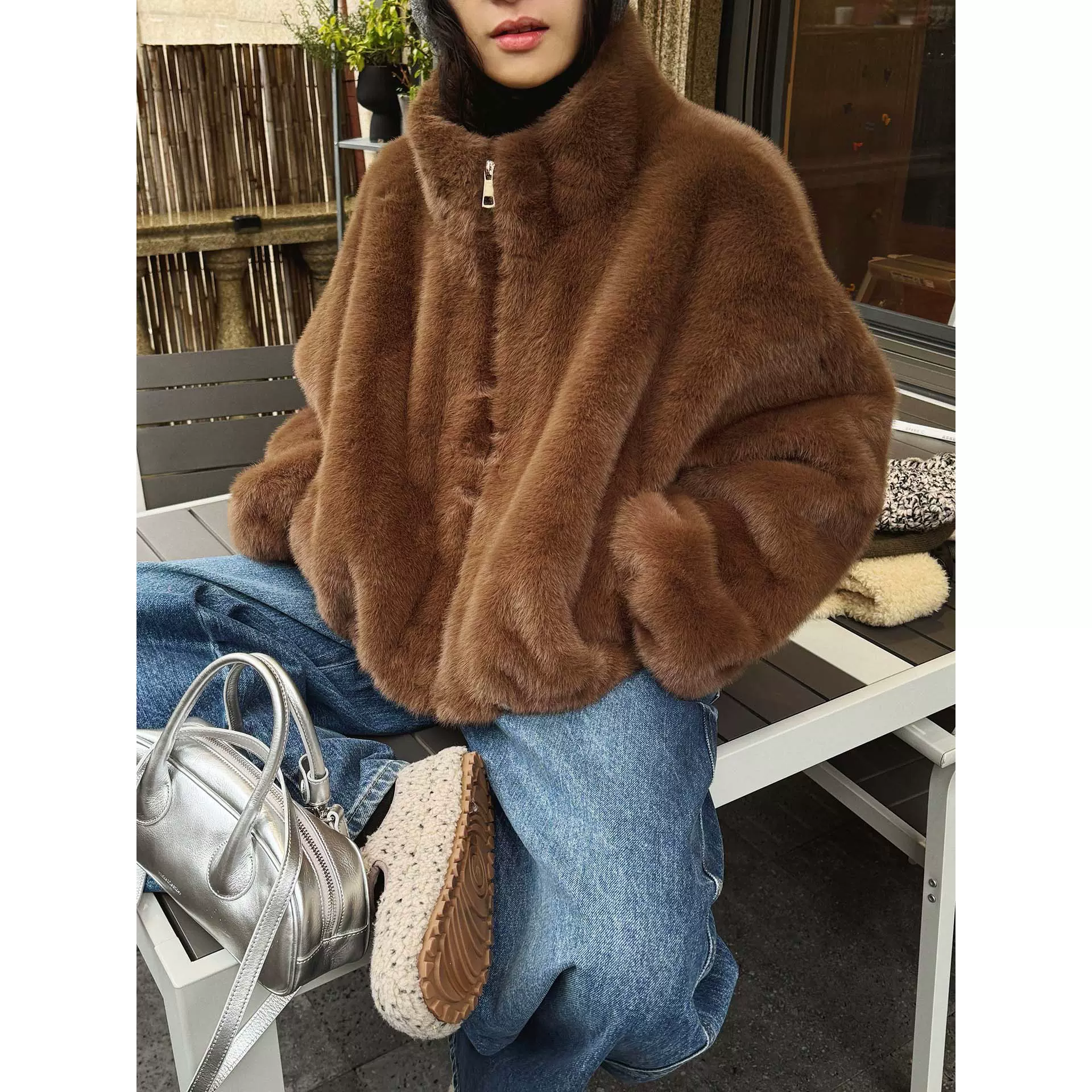 卢浮冬季新款韩系时髦气质立领毛绒莼色短款皮草软糯舒适外套女