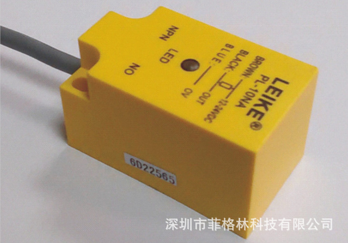 雷克LEIKE PL-10NA 三线制方形直流DC24V接近开关 三线NPN常开