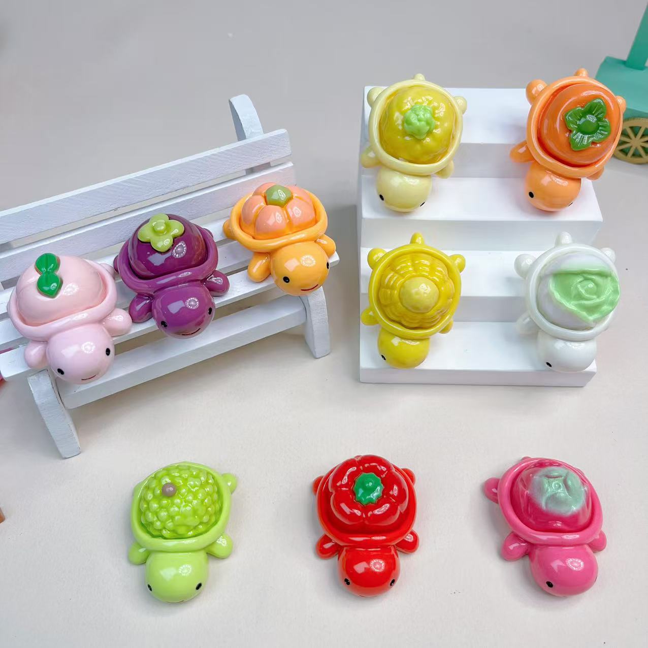 단색 야채와 과일 거북이 무작위 혼합 스타일