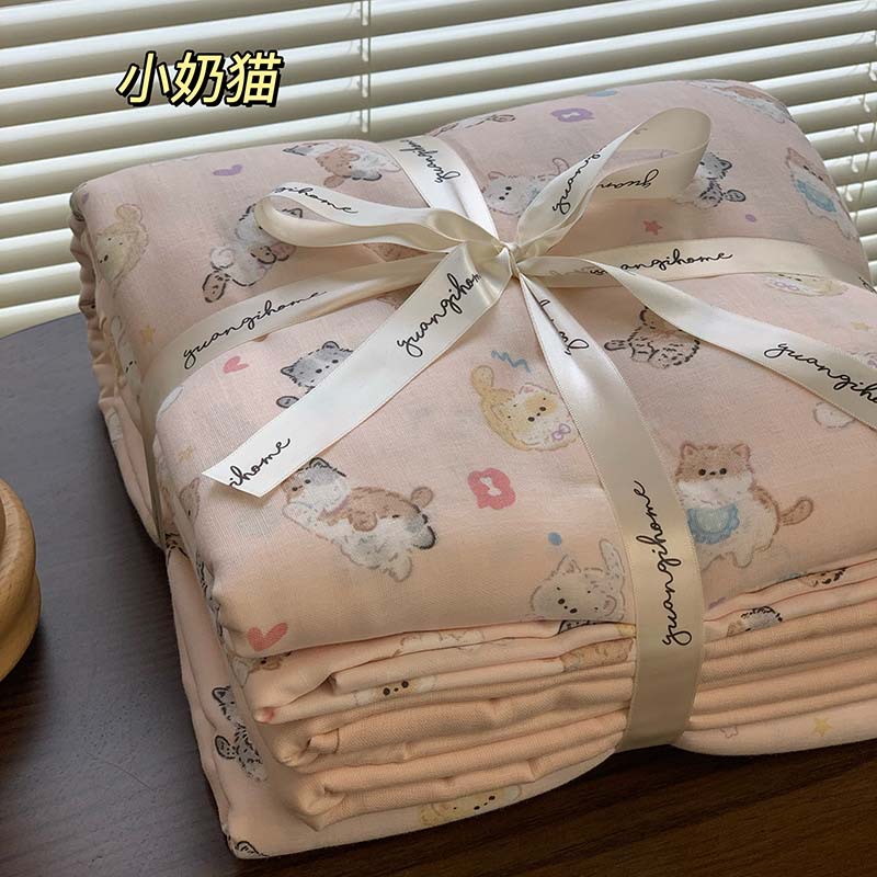 작은 우유 고양이