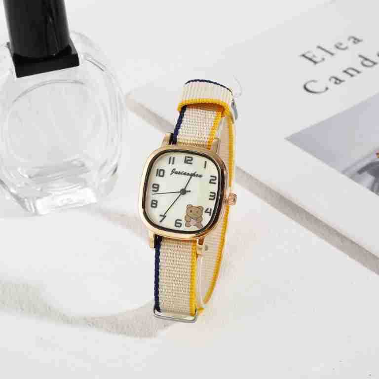 Selected 2024 Spring and Autumn New Square and Circle Watch Series Cute Bear Canvas Belt with Simple and Fashionable Student Girls Quartz Watch_voghion.com