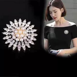 高级感胸针气质简约百搭高档珍珠胸花大衣西服毛衣配饰品现货批发