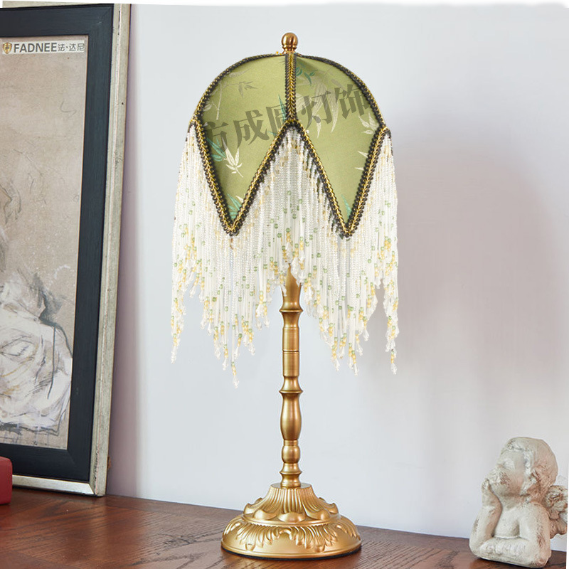Lámpara de mesa con borlas de dormitorio retro francés, pantalla de lámpara decorativa de cabecera nórdica, pantalla de lámpara de lectura de escritorio de estudio, carcasa de lámpara