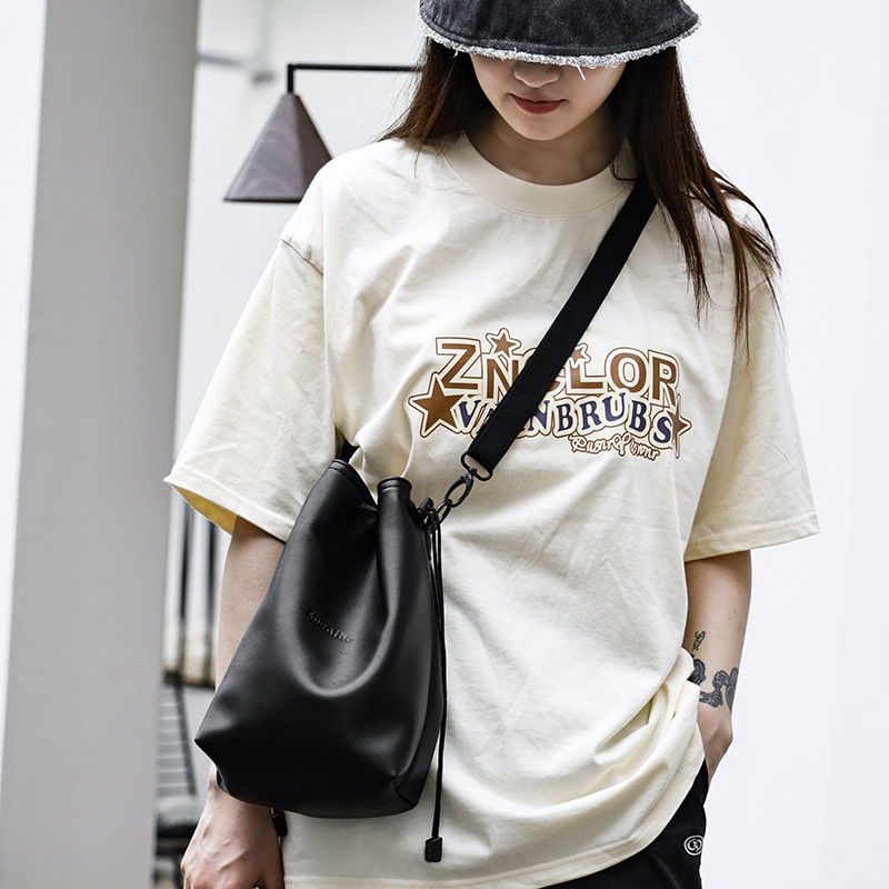 キヤノンニコンソニー富士一眼レフカメラバッグを適用して、片肩斜めに撮影した内胆バッグを収納して保護する