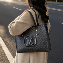 �nϵ�͹��p�����ذ�Ů 2026 �¿������ͨ�چμ�б��ٴ������