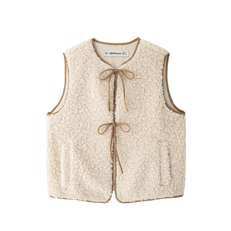 autumn fashionable vest sleevless with a round collar