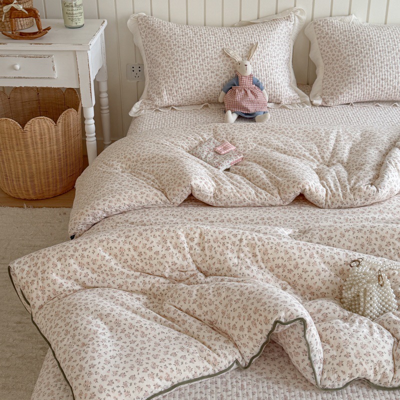 White apricot blossom bush / Spring and autumn quilt -150*200cm[ 3.3kg]