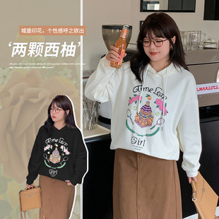 Inno Plus Size Women's Winter New Castle Printed Loose Casual Hooded Fleece Sweatshirt 330702