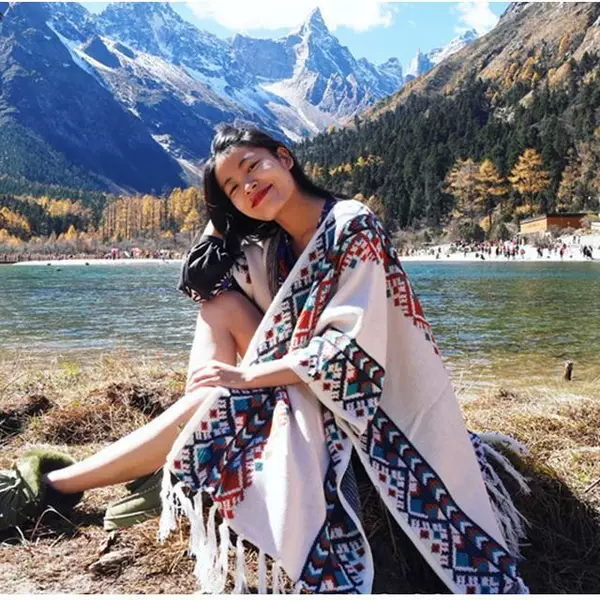 Shawl Cape Split Women's Autumn and Winter Thickened Ethnic Style Xizang Qinghai Lijiang Tourism Knitted Tassel Scarf Dual-Use