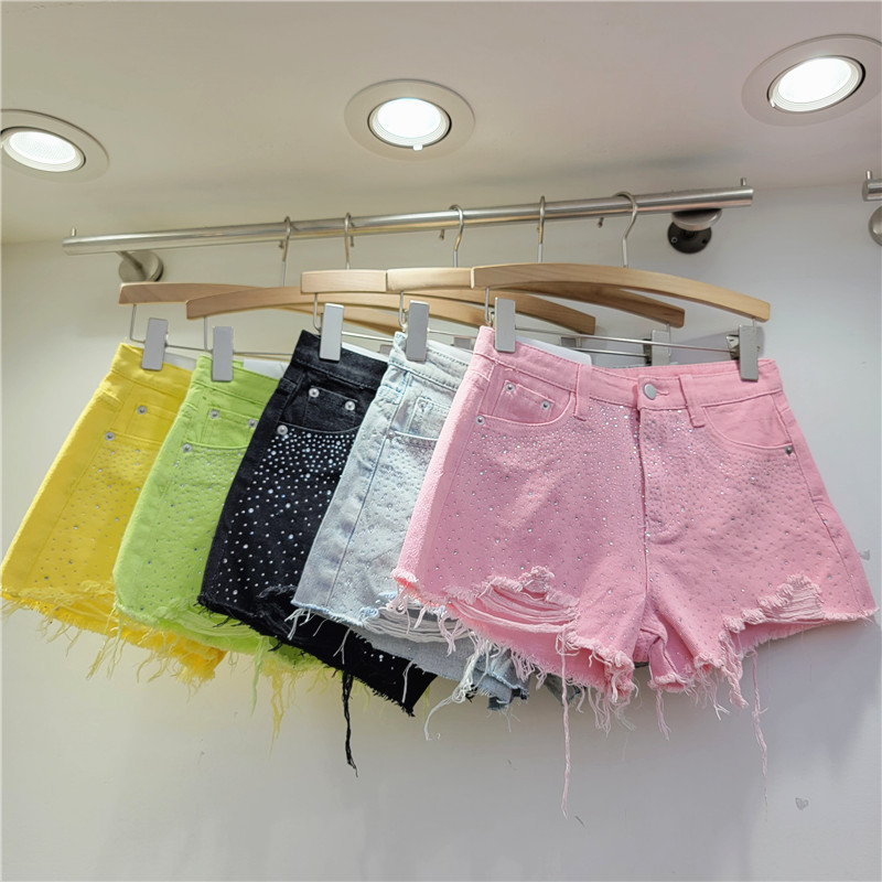 Shorts de Mezclilla con Pedrería y Pierna Ancha para Verano image 1