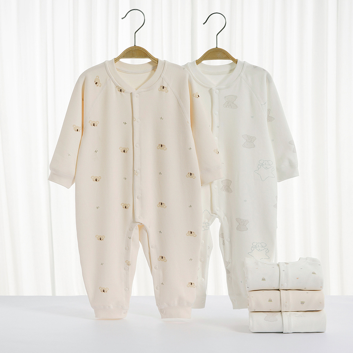 점프 수트 1-2 세  전체 인쇄 봄과 가을 긴 소매 칼라 버클 홈 의류  잠옷