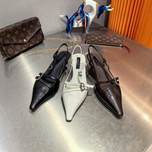 �W��վGŮЬ26�����r�к��ܛ��Ϟ��Ƥ���^�\�����m���и��Λ�Ь