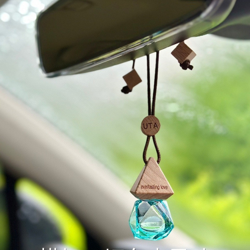 Uta Car Pendant West Lake Longjing Aromatherapy Long-Lasting Fragrance Car Deodorization Long-Lasting Car Perfume Wholesale