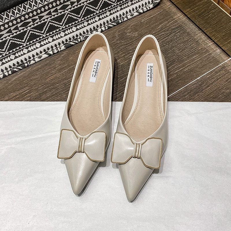 Остроконечный лук одиночная обувь женская плоская подошва 2024 новая дикая мода светлая подошва мягкая подошва женская обувь большого размера 41 один 43