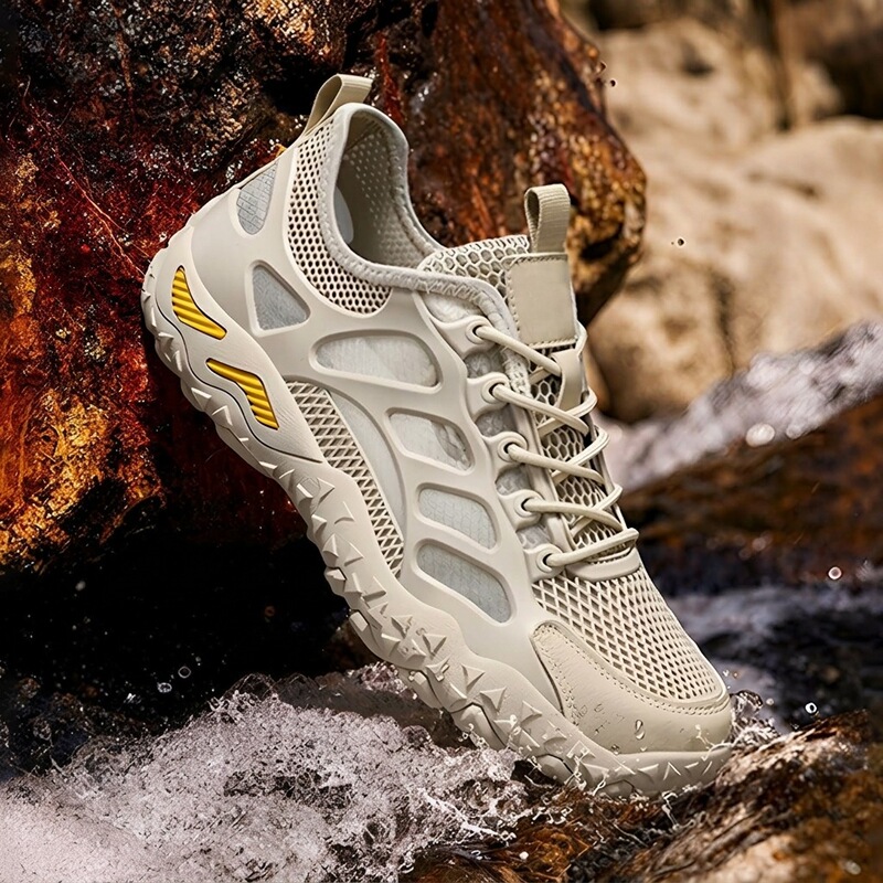 Men's Shoes 2026 Summer New Style Lightweight Soft-Soled Breathable Versatile Casual Thin Running Sports Mesh Shoes Men's Shoes 2026 Summer New Style Lightweight Soft-Soled Breathable Versatile Casual Thin Running Sports Mesh Shoes