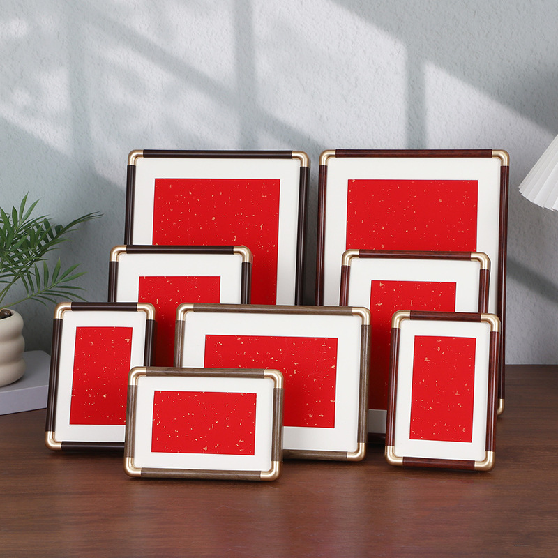 New Style Light Luxury Copper Corner Rounded Photo Frame with Handwritten Red Paper Calligraphy and Painting Frame for Tabletop Display Photo Framing Wholesale New Style Light Luxury Copper Corner Rounded Photo Frame with Handwritten Red Paper Calligraphy and Painting Frame for Tabletop Display Photo Framing Wholesale