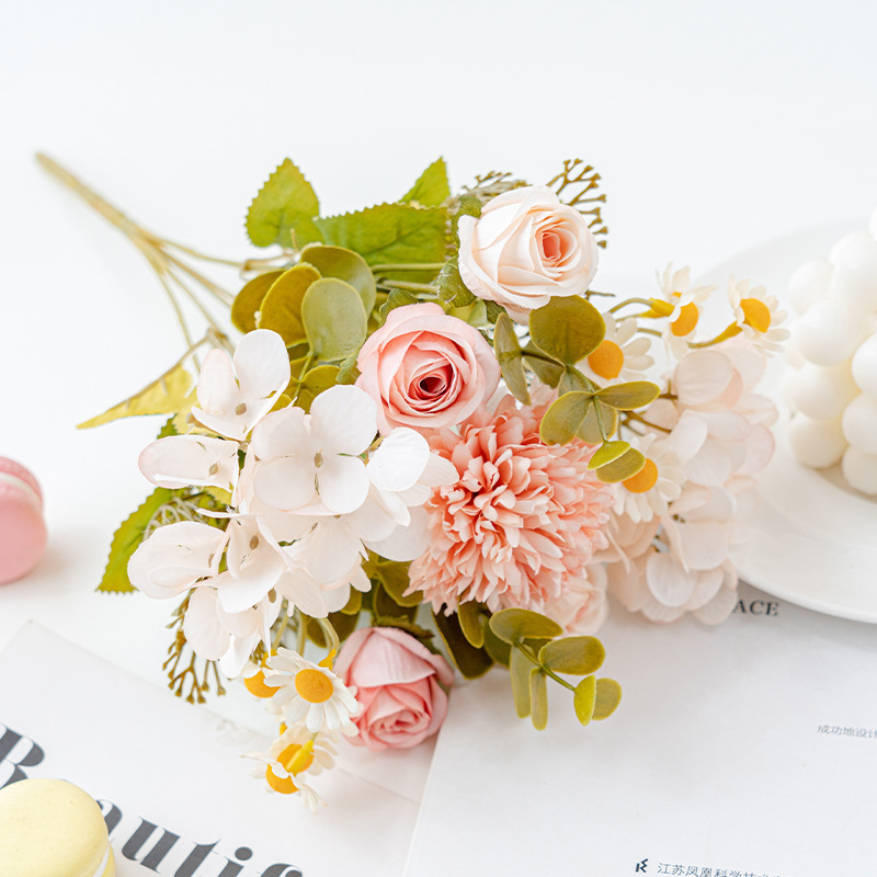 ins style rose chamomile artificial Daisy bouquet wedding bouquet artificial flower wedding photography decoration