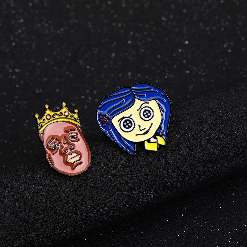 Nueva Madre Fantasma Broche Personalidad Personaje De Dibujos Animados Broche Insignia Gota Aceite Insignia Accesorios De Ropa display picture 9