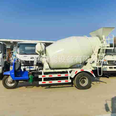Wuzheng Five-Wheel Four-Cylinder Small Cement Mixing Transport Truck Wuzheng Five-Wheel Concrete Mixer Truck Cement Mortar Stone
