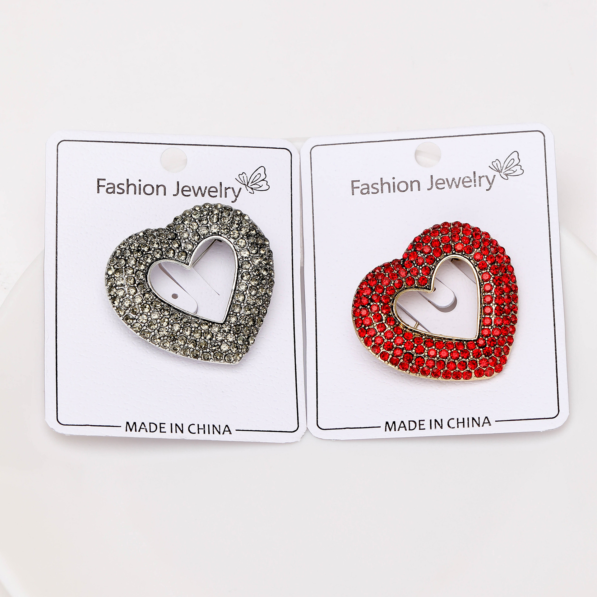 Vintage Style Pin Heart Shape Alloy Rhinestones Women's Brooches display picture 1