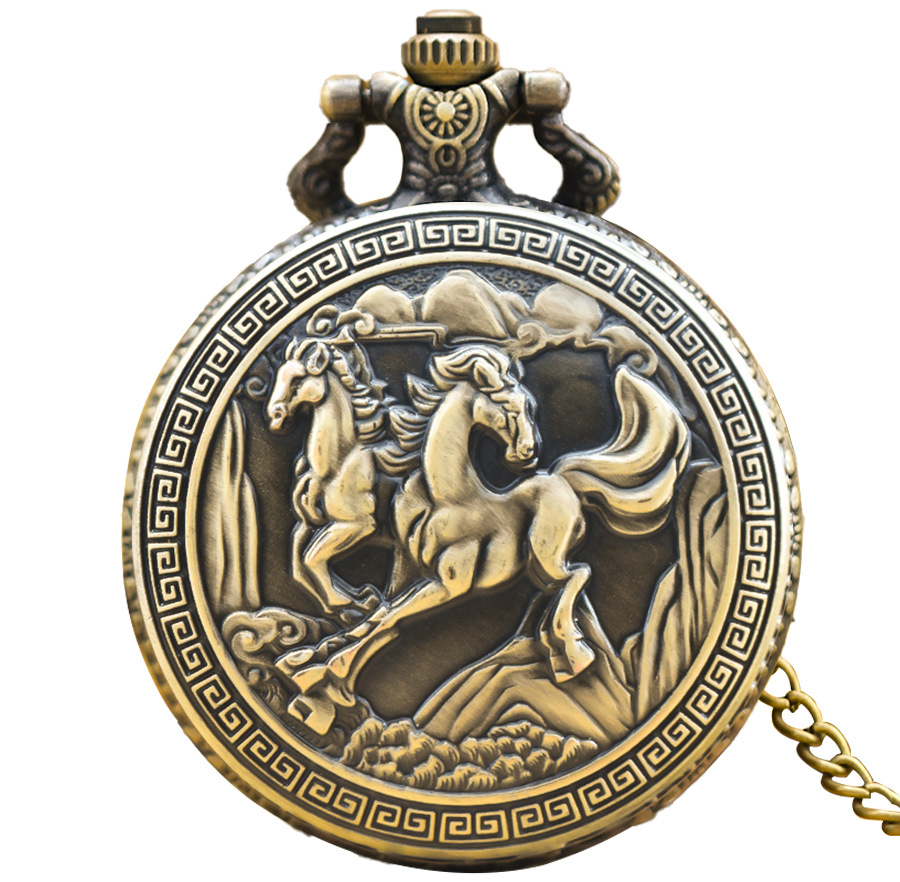 Venta al por mayor Nuevo bronce retro nostálgico tres carruajes de tres cabezas Carro de dos cabezas caballo gran reloj de bolsillo al por mayor