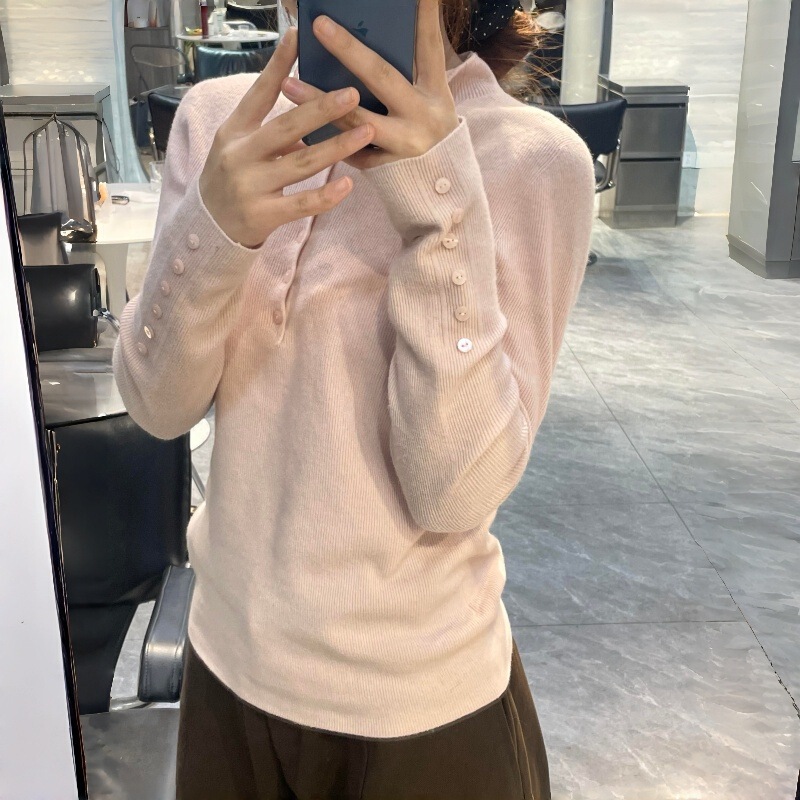 Elegant Pink Buttoned Half-Turtleneck Long-Sleeve Knit Sweater for Women, New Spring and Autumn Style, Lazy Style, Warm and Stylish Design Top