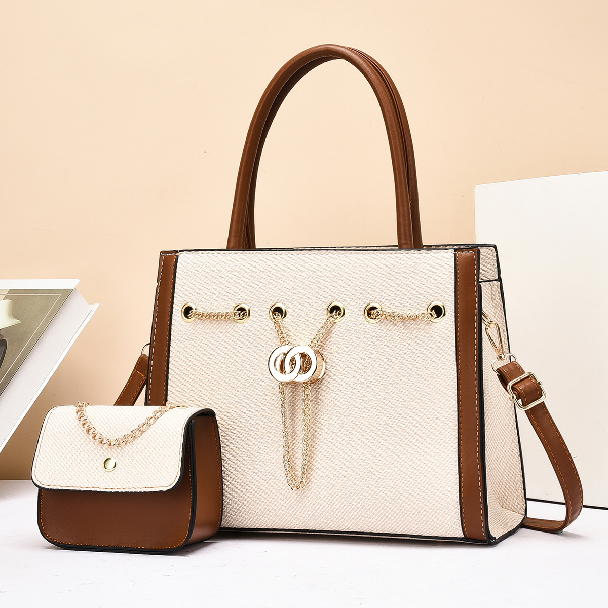 520 Regalo de San Valentín Cadena de cumpleaños Bolso Tote Bolso de viajero femenino 2025 Nuevo bolso de hombro de gran capacidad