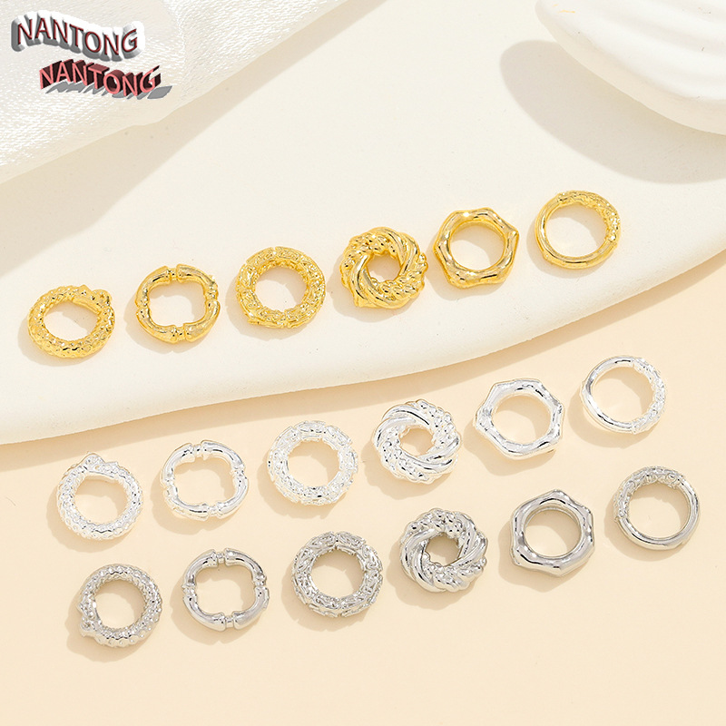 Copper with a forged pattern rings for jewelry and fashion…