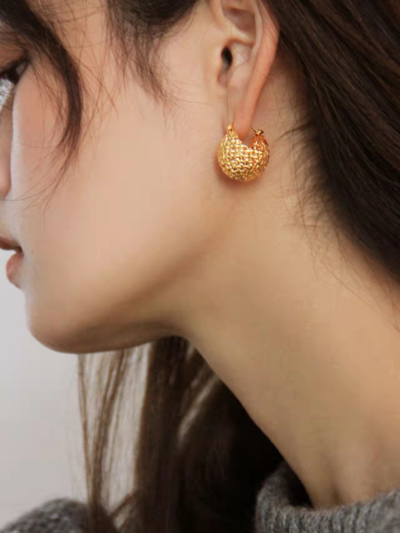 6g Weight Fashion Solid Color Copper Earrings Plating Hollow Out Copper Earrings