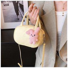 Korean niche handbag for ladies, 2024 new trendy fashion pink small square bag, versatile shoulder and crossbody bag