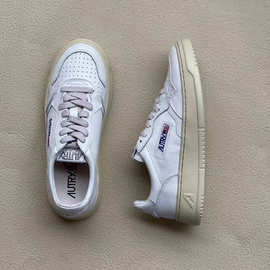 韩版复古运动休闲小白鞋系带白尾德训女士学生MONE圆头厚底板鞋子