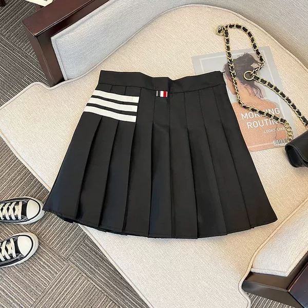 ◑☨Black diagonal 3-bar white striped skirt☨◑