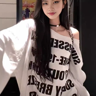 跨境2025新款辣妹斜肩印花长袖T恤女早秋中长款休闲宽松露肩上衣