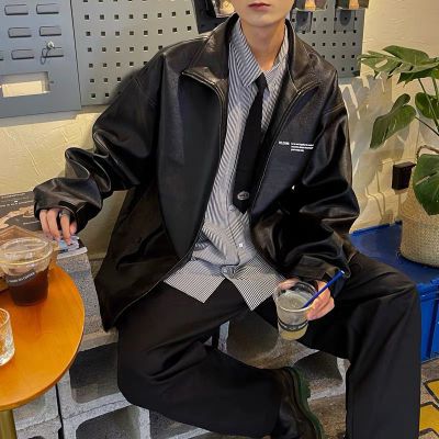 PY2105 estilo explosivo chaqueta de cuero con costuras de mezclilla de calidad original más chaqueta de cuero gruesa de terciopelo tiene grandes productos P155